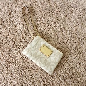 Mk wristlet